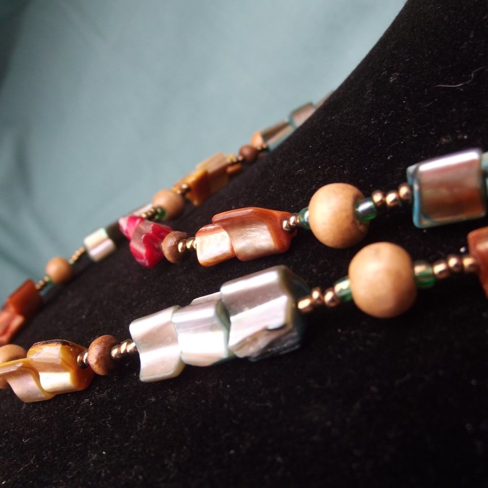 Multi Color Shell Necklace Long Strand - Picture 7 of 9